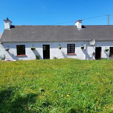 Granny's Cottage, A Lovely Lakeside