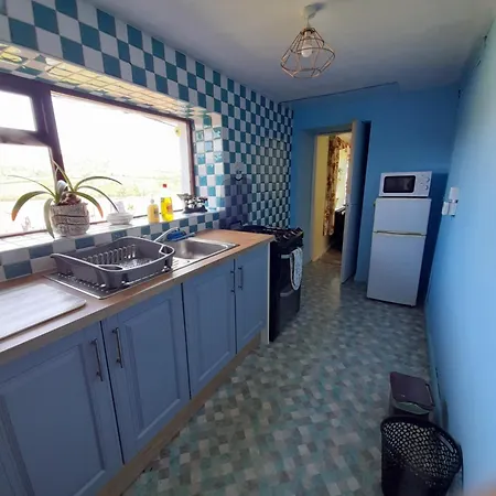 Granny's Cottage, A Lovely Lakeside *